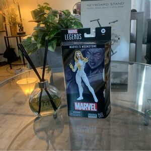 Marvel Legends Moonstone Figure - White and Gold